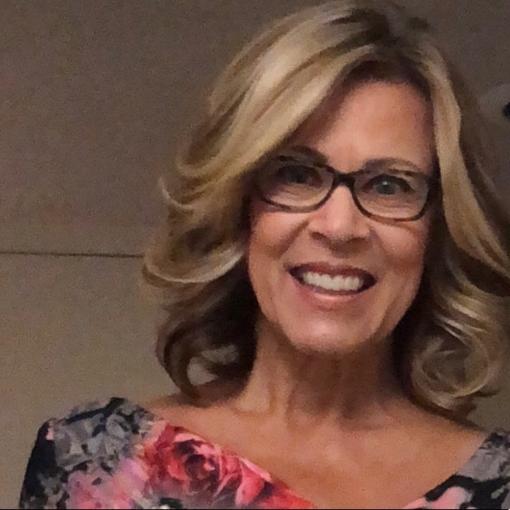 Meet your Posher, Lynn